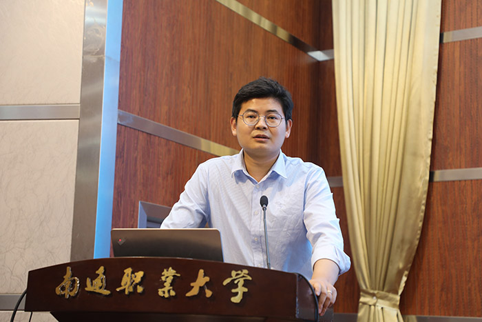 2021年度全省高校社科联内涵建设工作研讨会在南通召开